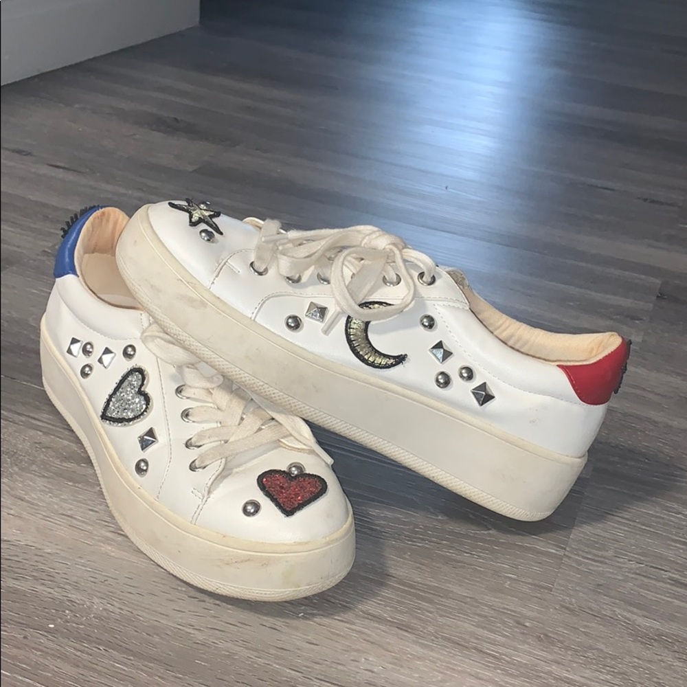 Steve Madden sneakers
